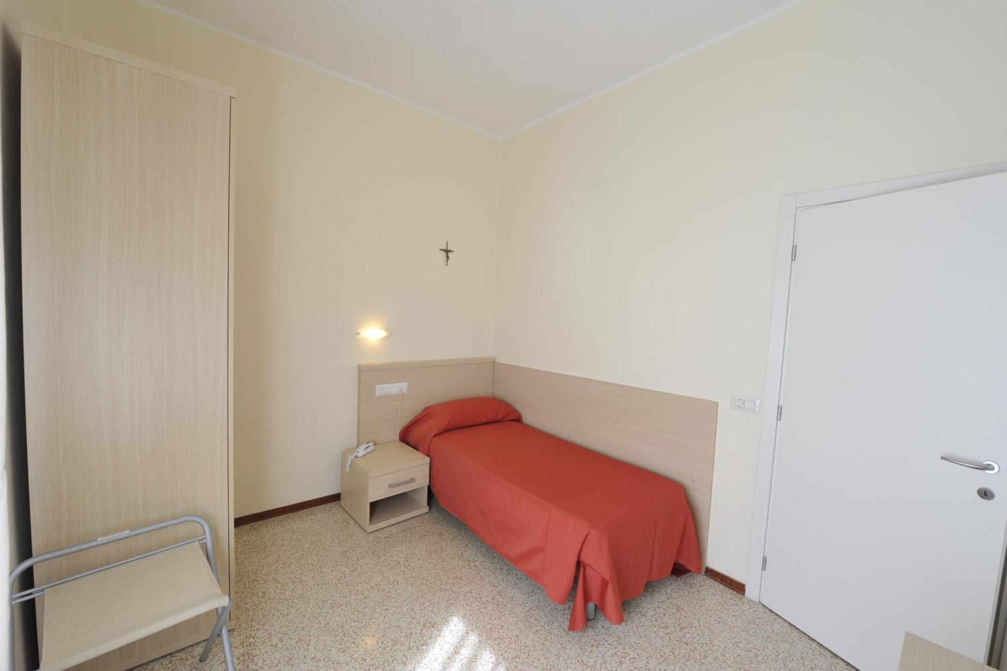 Hotel Villa San Giuseppe San Bartolomeo Al Mare Quarto foto
