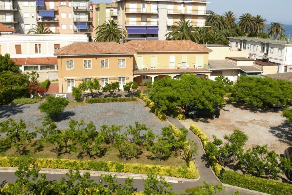 Hotel Villa San Giuseppe San Bartolomeo Al Mare Exterior foto